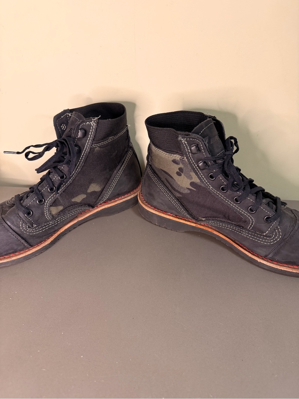 Mens Bates Work Boots - Picture 3 of 7